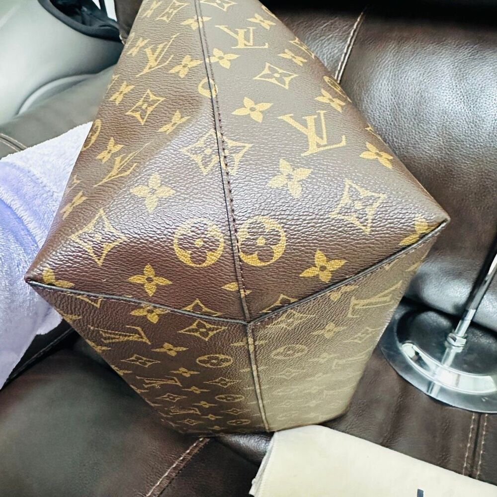 Louis Vuitton Flower Hobo Python strap - Picture 11 of 16